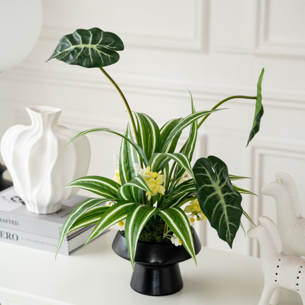 Artificial Green Potted Plant, Tropical Foliage Arrangement in Black Ceramic Pot for Tabletop Home Decor